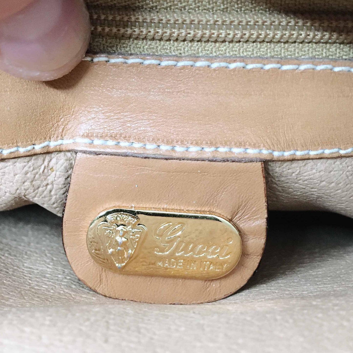 Vintage Gucci leather GG monogram crossbody bag