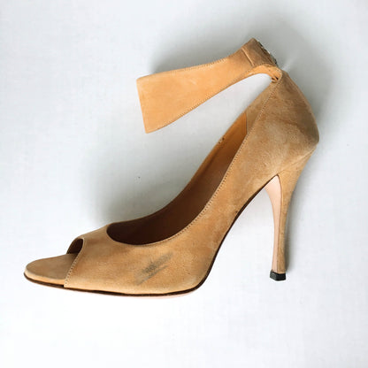 Gucci suede peep toe pumps with ankle strap - size 9