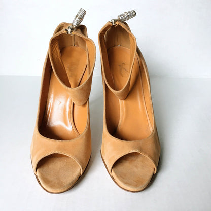 Gucci suede peep toe pumps with ankle strap - size 9