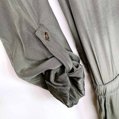 guess quinn jumpsuit with rolled sleeves - size medium