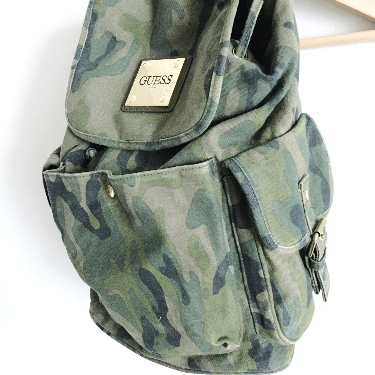 Guess camo canvas backpack