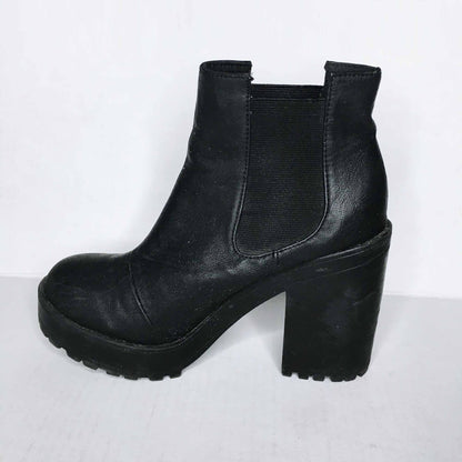 H&M Dividend chunky heeled boots - size 8.5