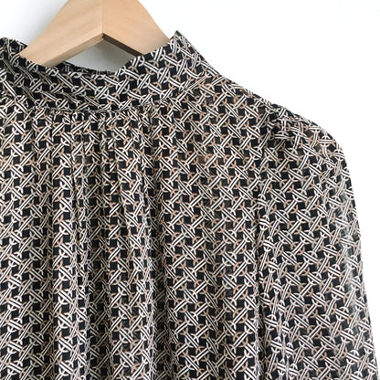 H&M Chainlink Blouse - size 10