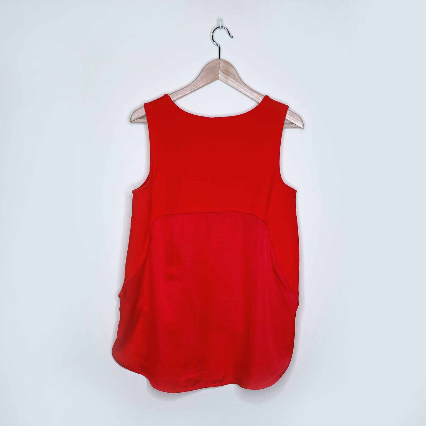 hd in paris textured contrast sleeveless top - size medium