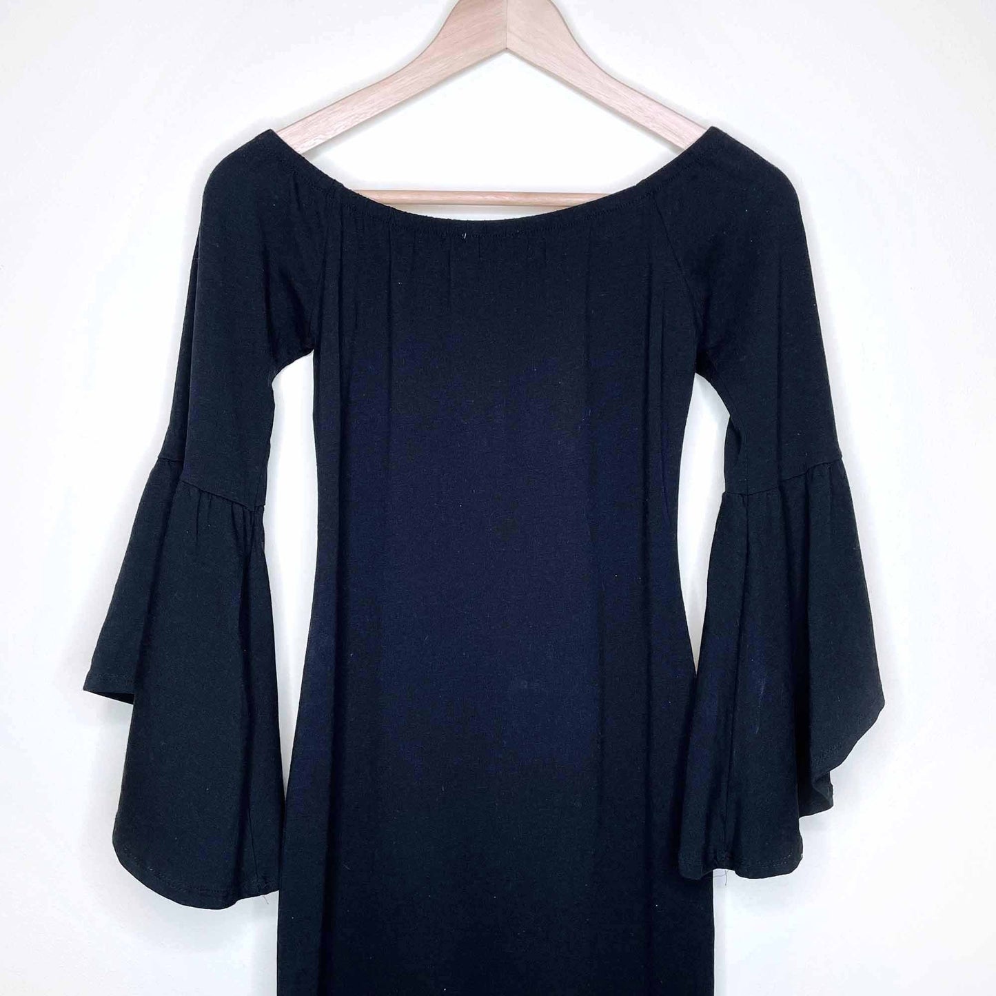 hearts & hips black off shoulder jersey dress with bell sleeves - size medium