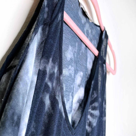 helmut lang rare 'skull print' batwing tank - size small