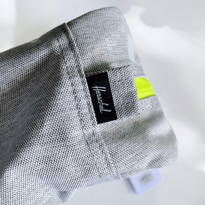 nwt herschel travel toiletry bag