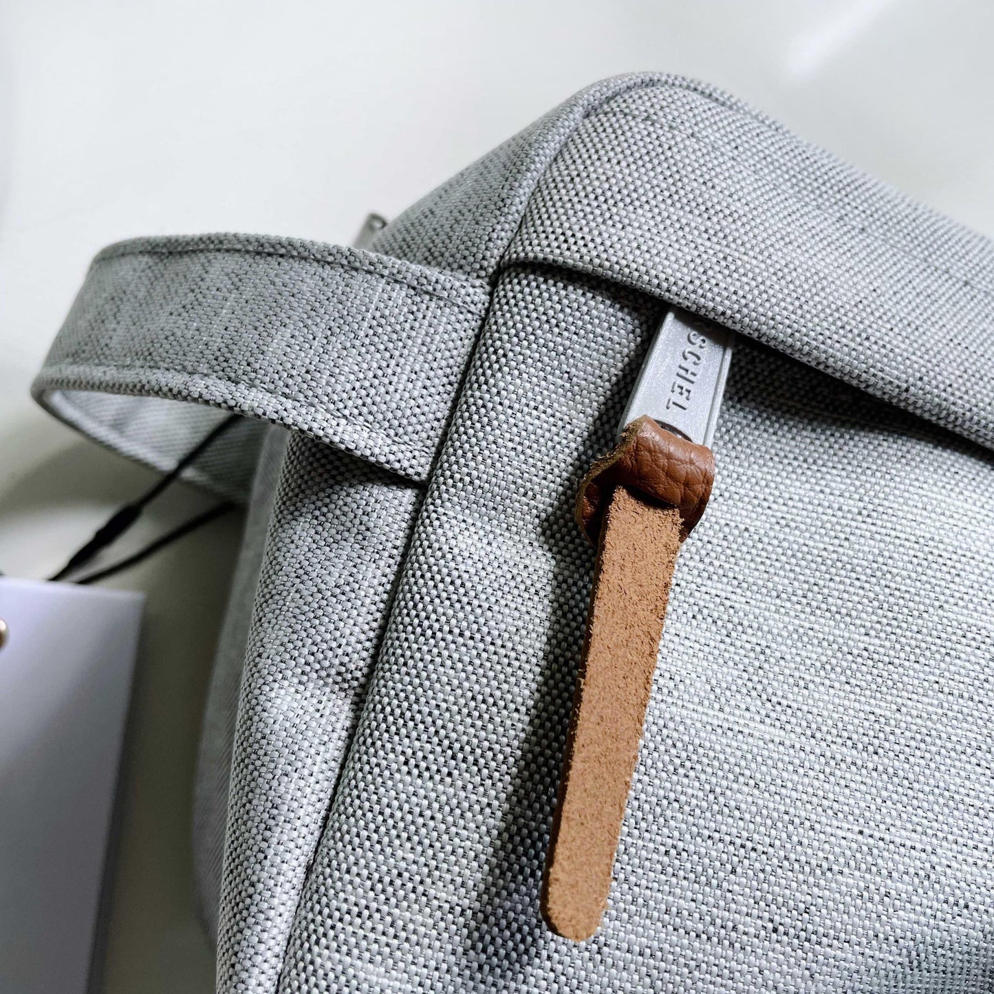 nwt herschel travel toiletry bag