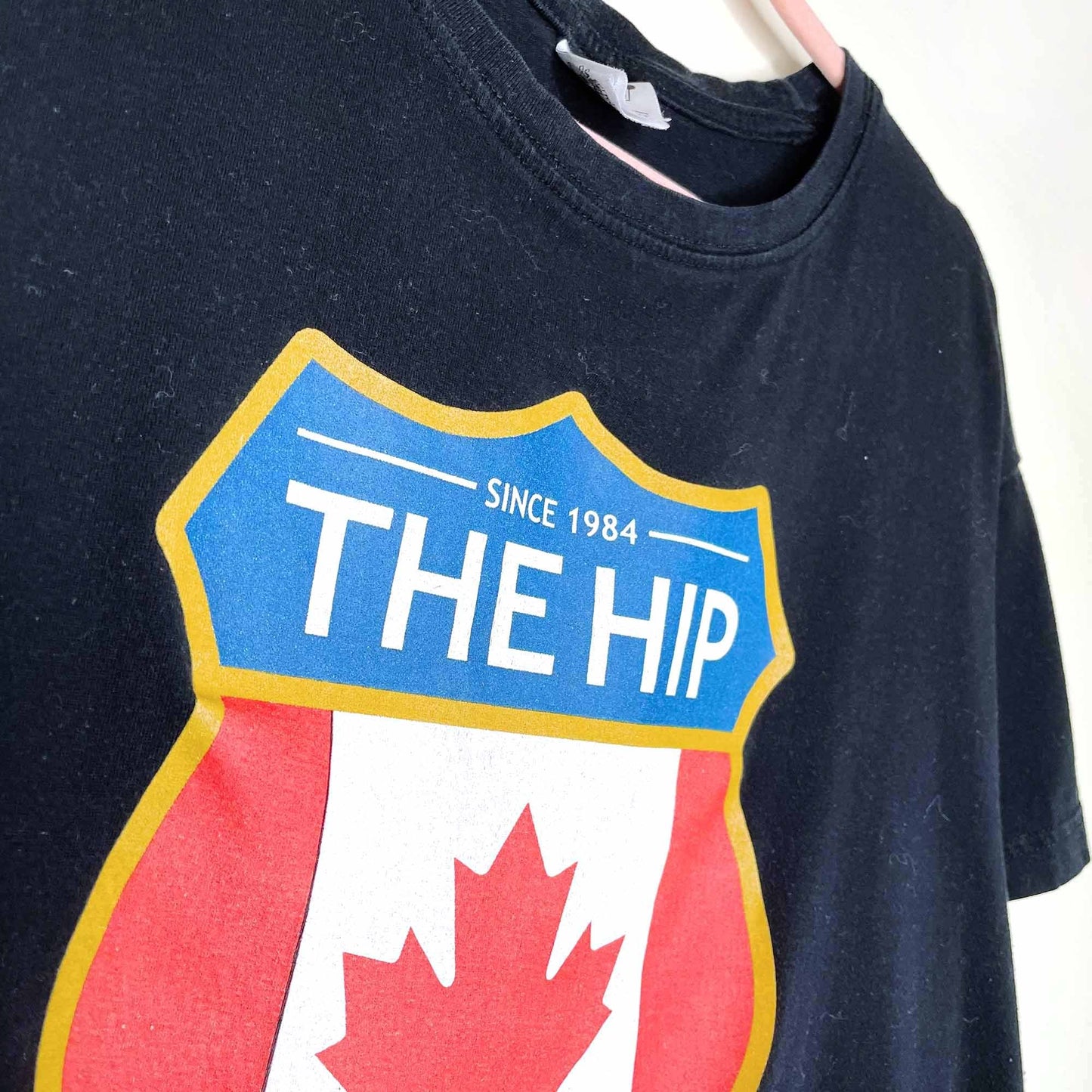 tragically hip final tour canada highway graphic tee - size medium