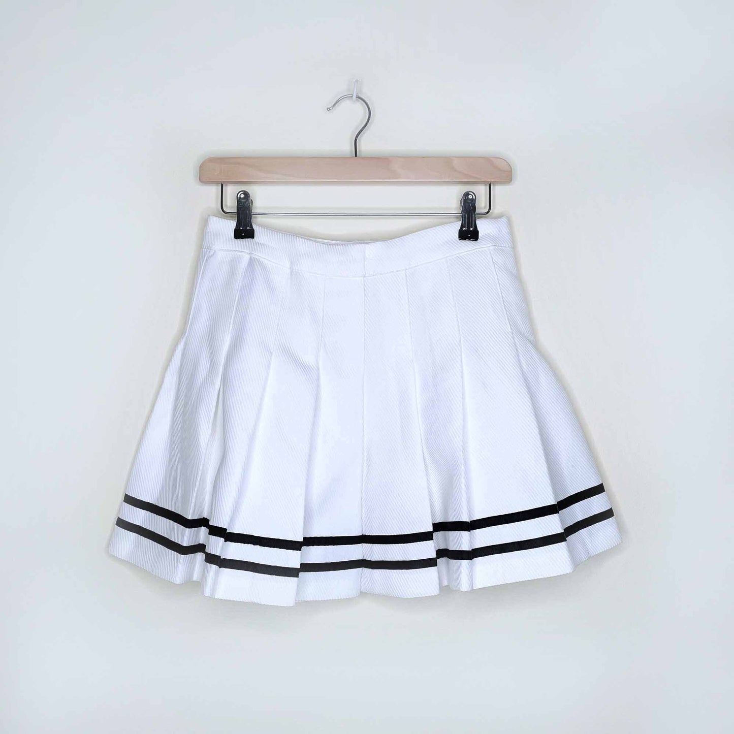 nwt h&m dividend white pleated mini skirt - size 8