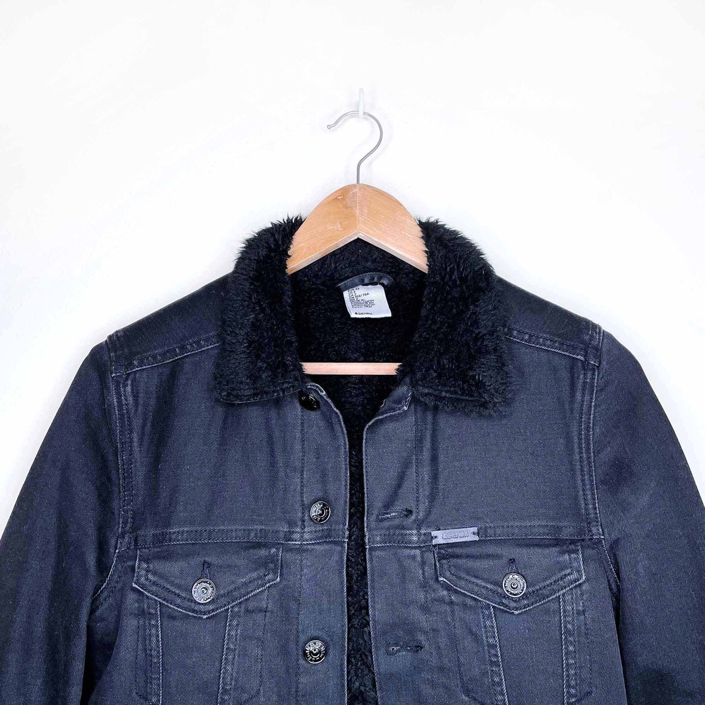 h&m black sherpa lined denim jacket - size 2