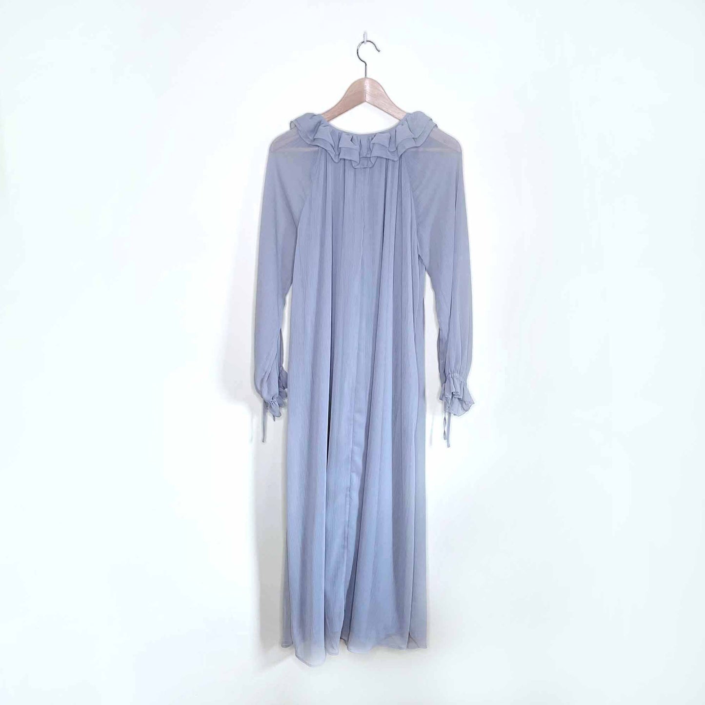 h&m crêpe chiffon long ruffle trimmed maxi dress - size xs