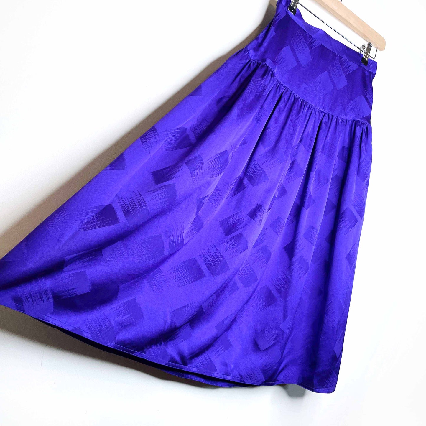 vintage holt renfrew purple silk midi skirt - size 8