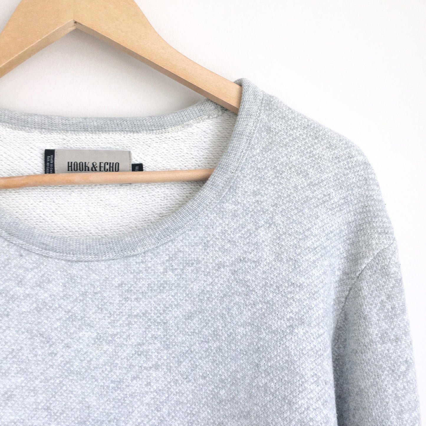 Hook &amp; Echo Heather Crewneck - size Medium