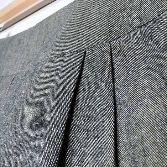 BOSS Hugo Boss pleated pencil skirt - size 6