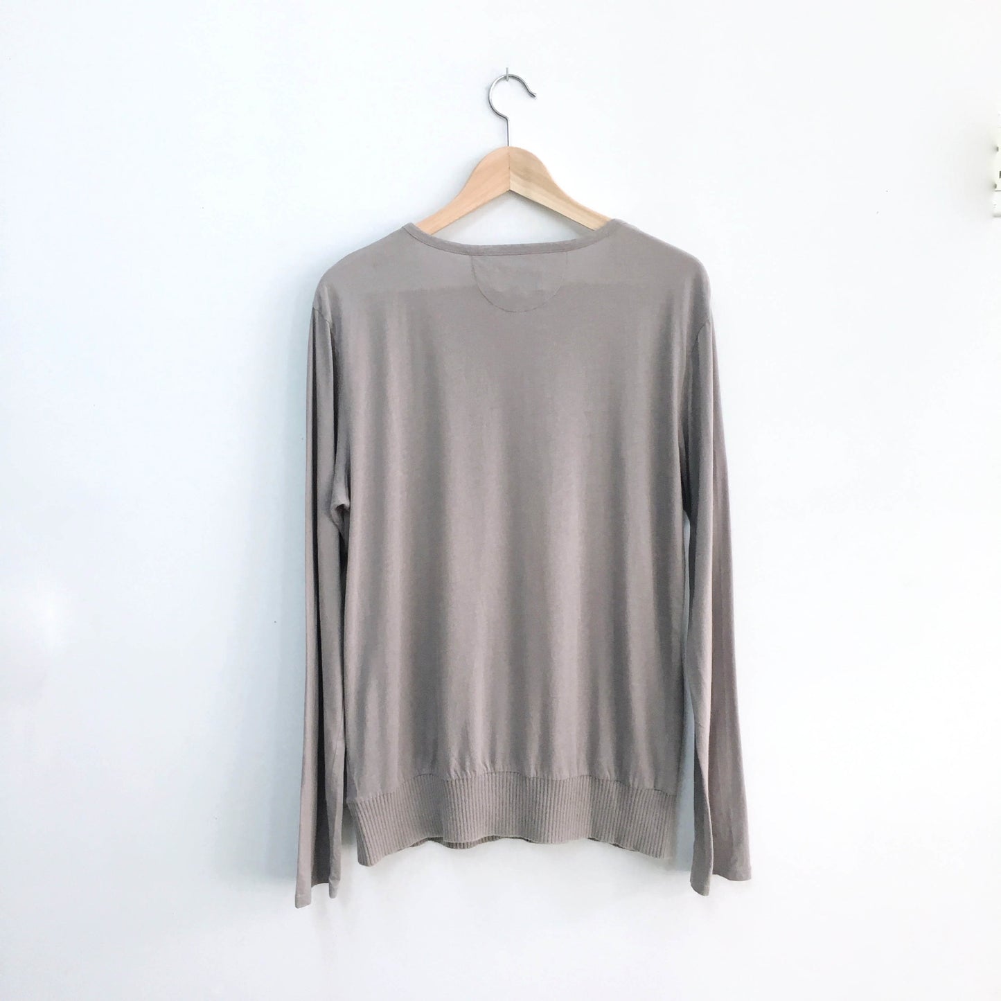 Hugo Boss Long Sleeve Tee - size Medium