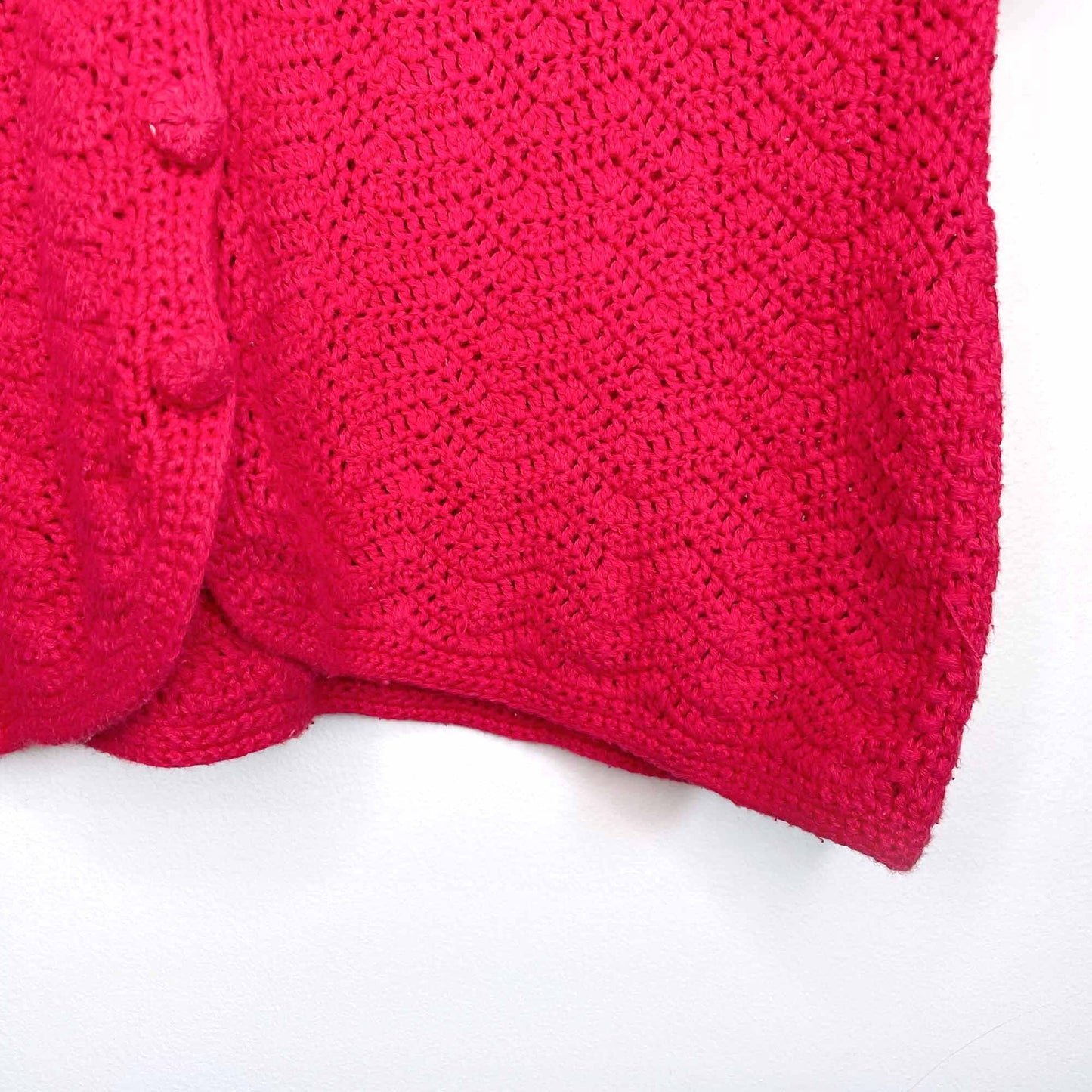 vintage red crochet short sleeve cardigan - size large