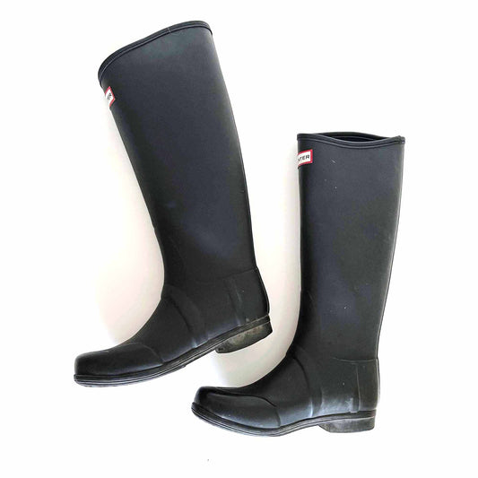 Hunter original unisex black tall rain boot - size 6M / 7F