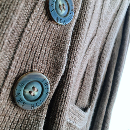 Iris von Arnim ribbed Cashmere Cardigan - size Medium