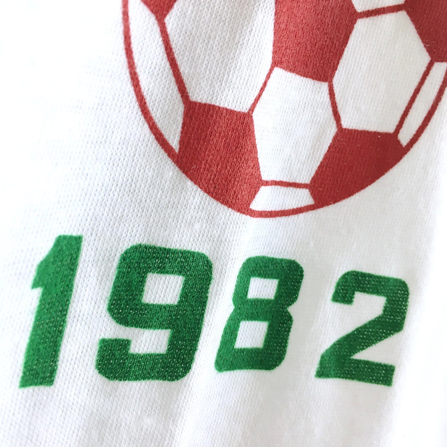 Vintage 1982 World Cup Final Soccer Tee - size Small