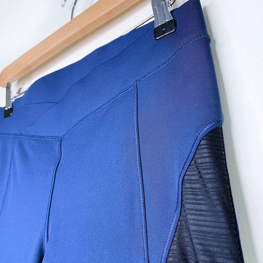 ivy park v crossover mesh panel contour leggings - size medium