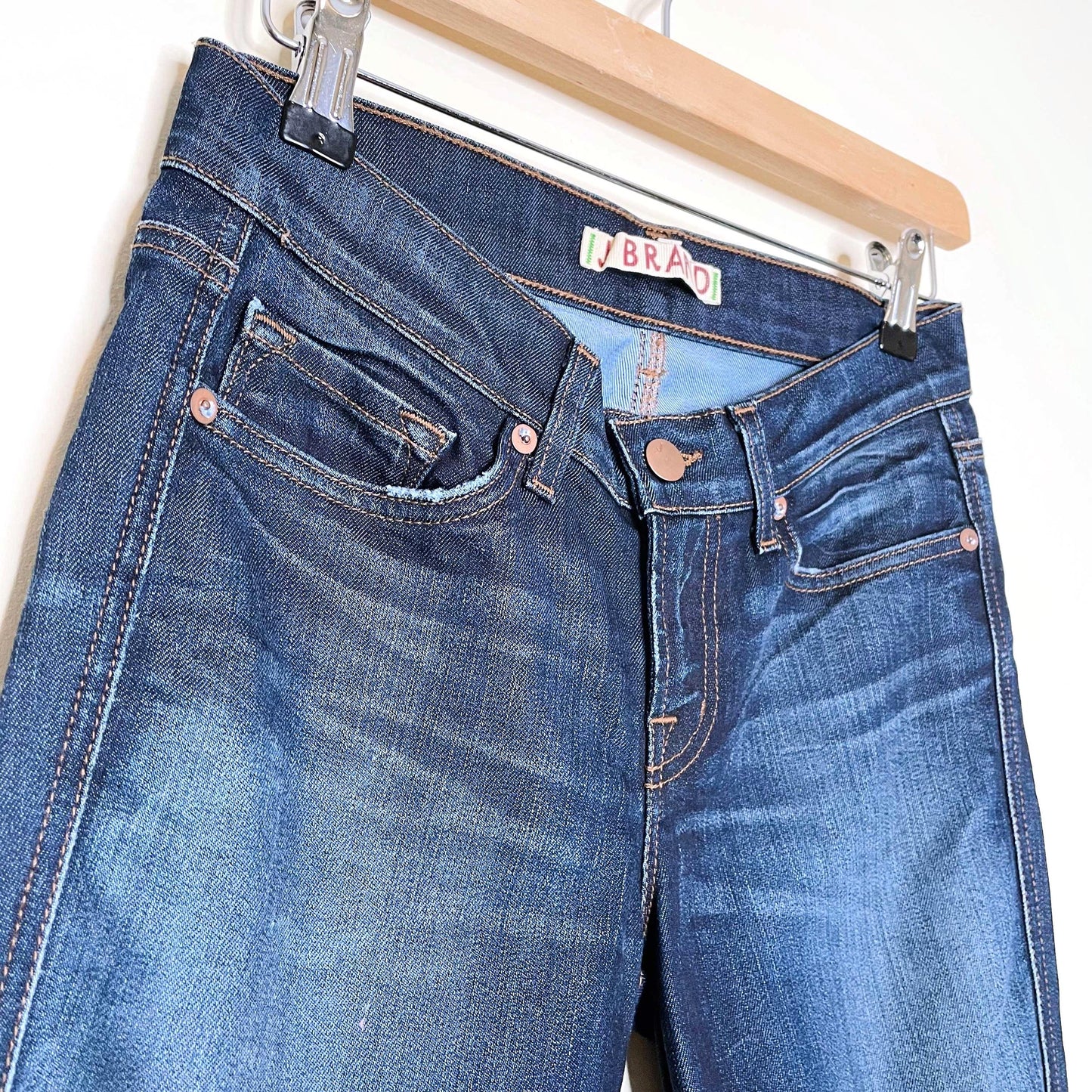 j brand tyro low rise flare leg jeans - size 25