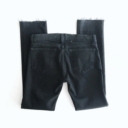 j Brand pencil leg 942 jeans in jett black - size 25