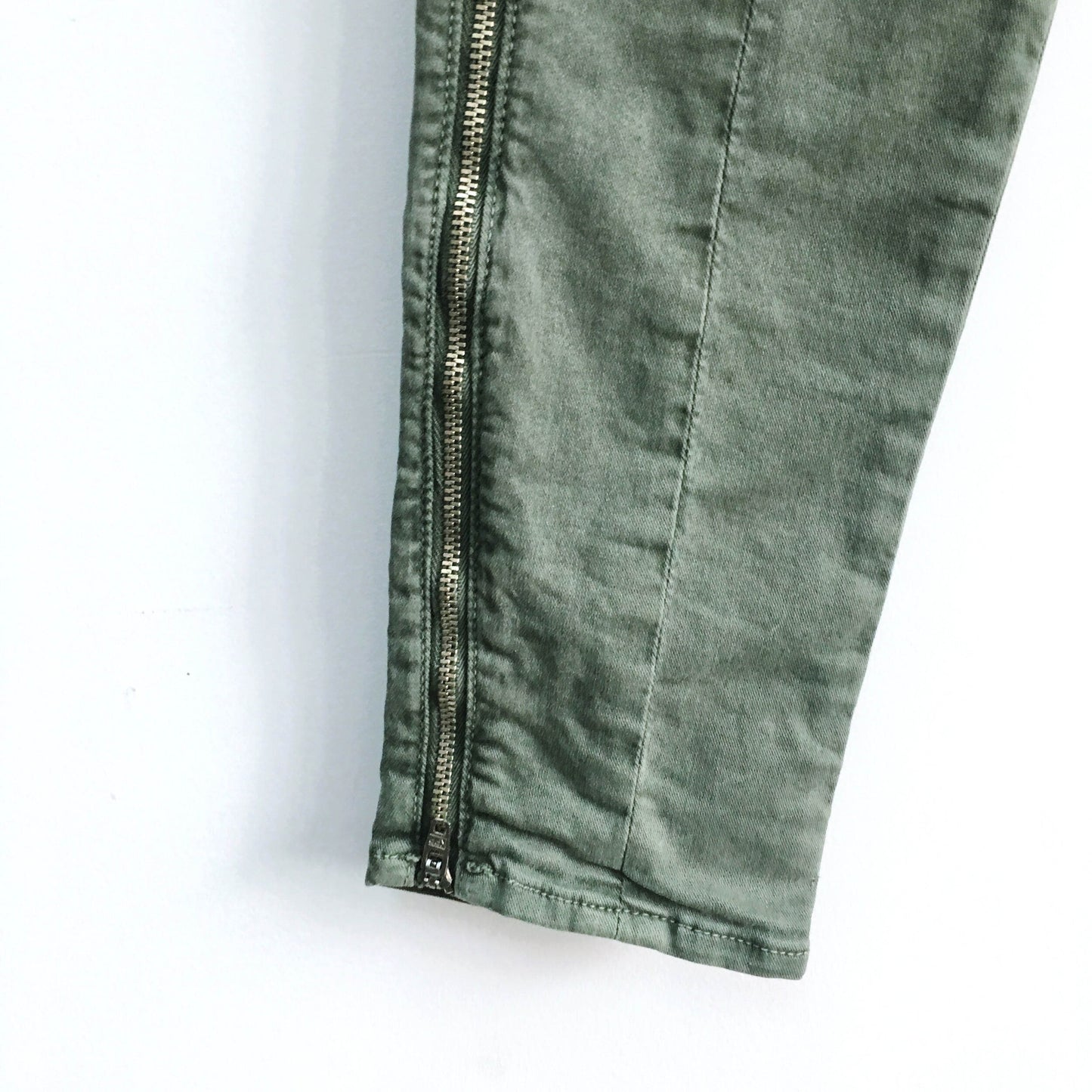 J Brand Houlihan Cargo Skinny - size 24