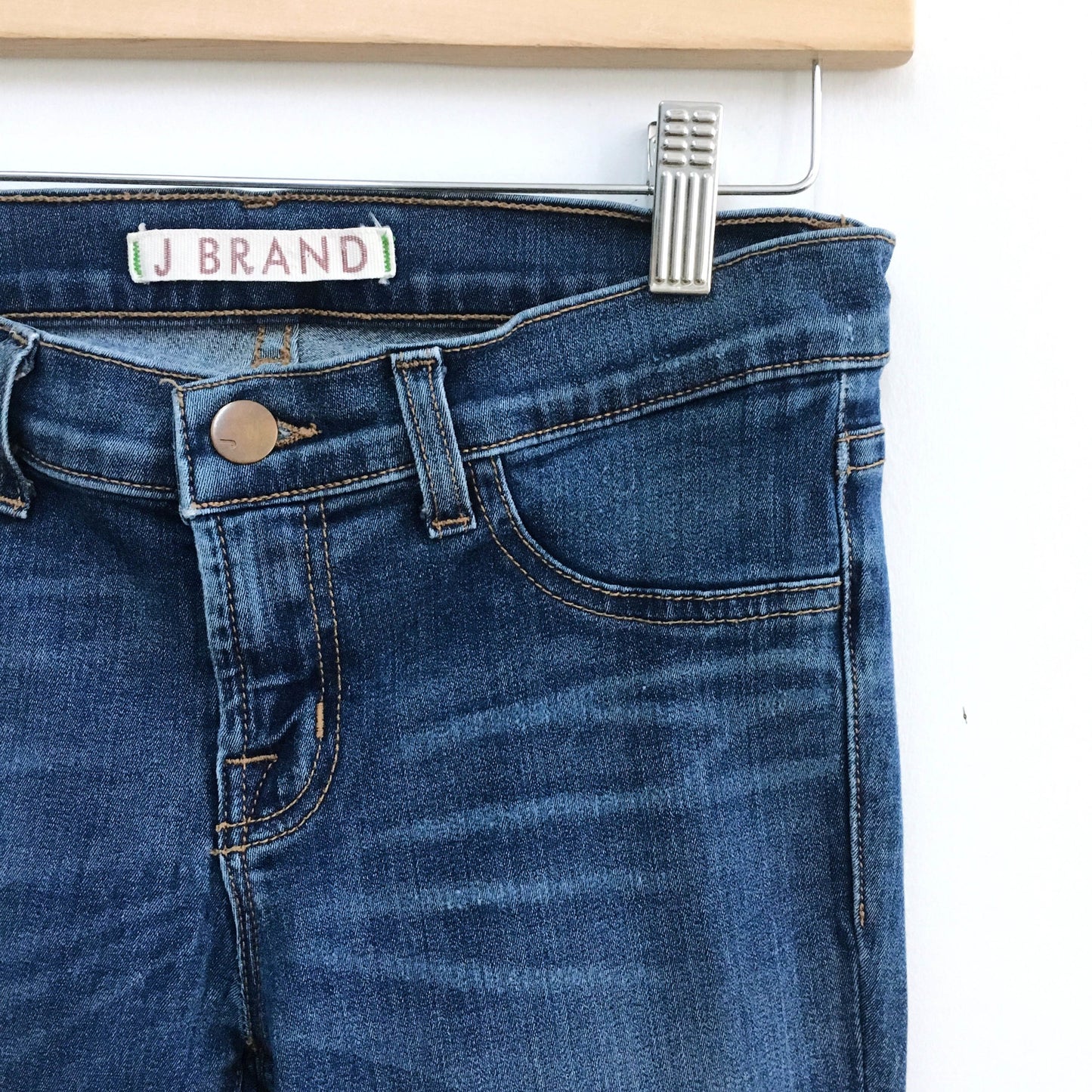 j brand jegging jeans in comet - size 26