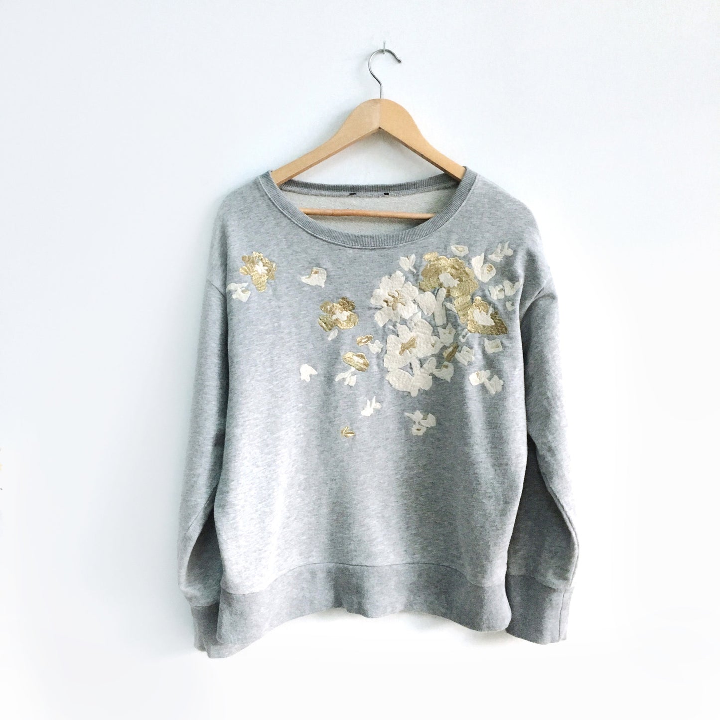J Crew Embroidered Flower Sweatshirt - size Medium