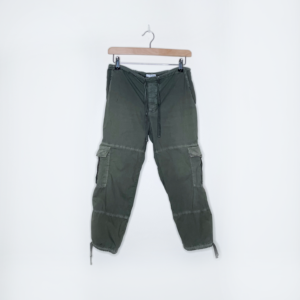 james perse slim cropped low rise estilo cargo pants - size 0