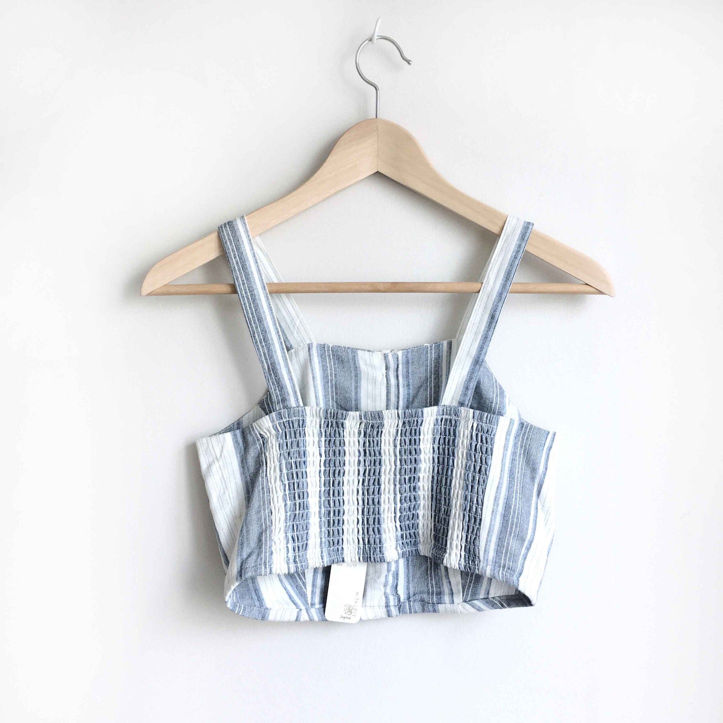 NWT Japna striped button front crop top - size xs