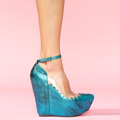 Jeffrey Campbell Audrey metallic platform wedge - size 8