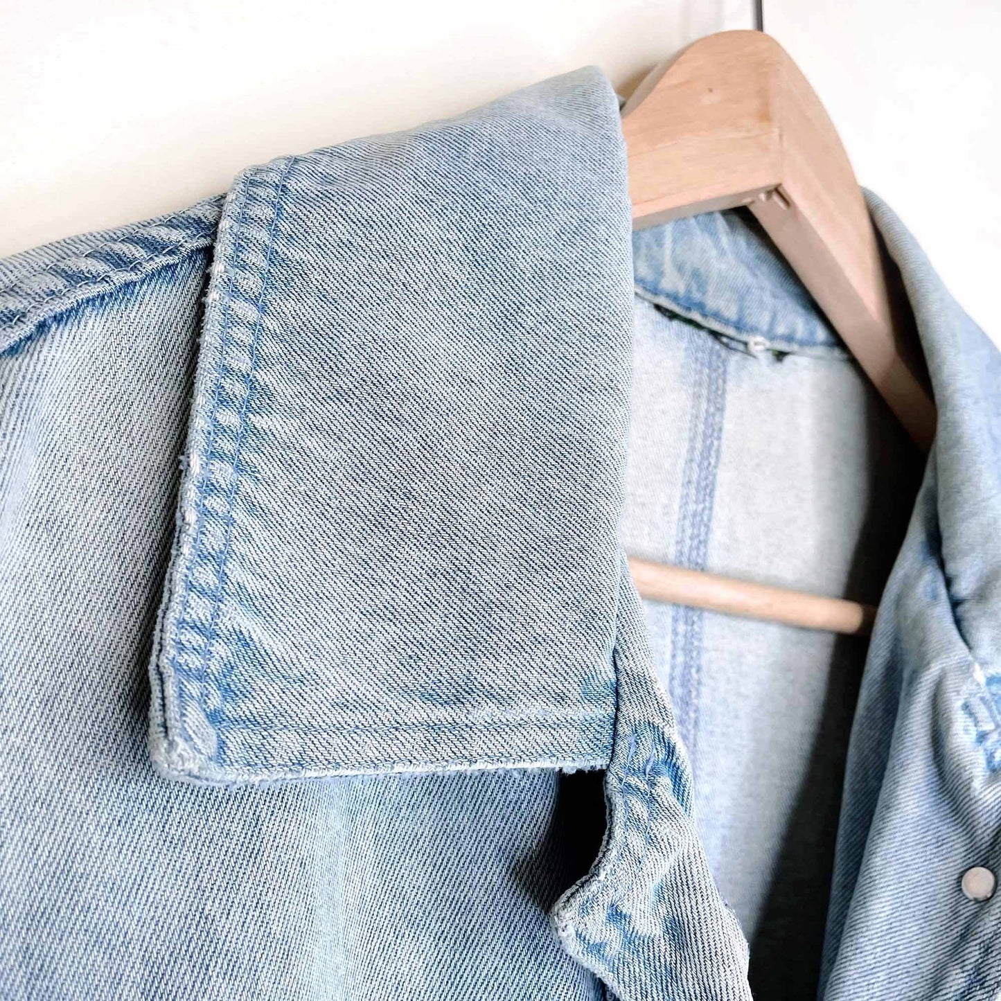 vintage oversized distressed long denim jean jacket - size large