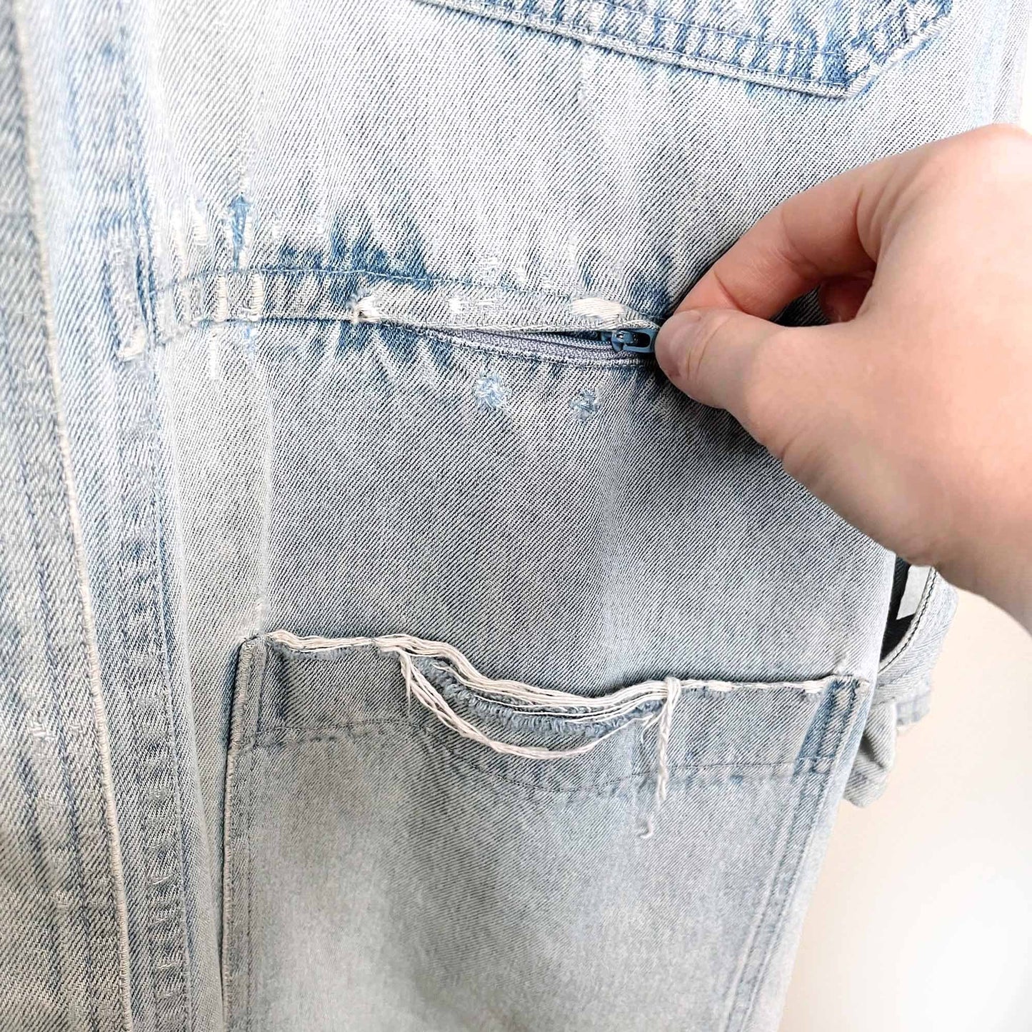 vintage oversized distressed long denim jean jacket - size large