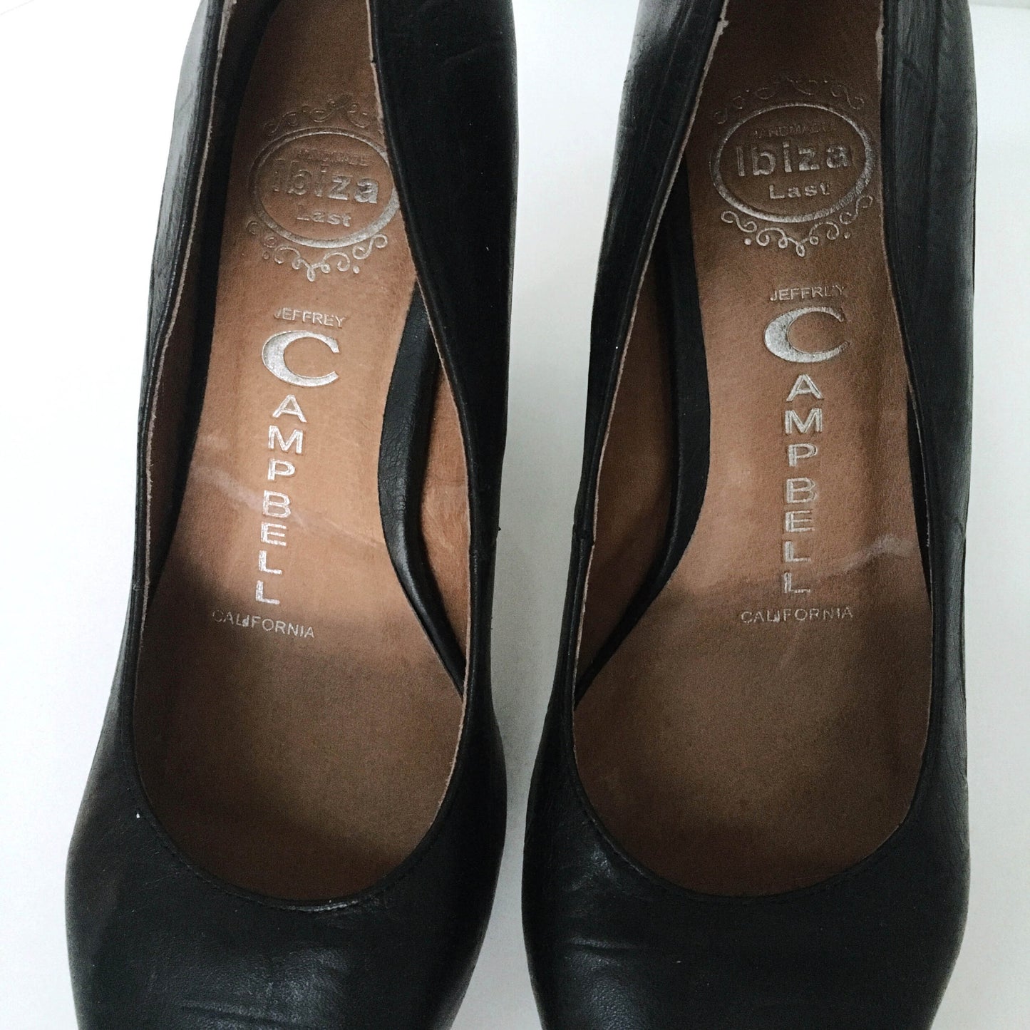 Jeffrey Campbell Sawyer Pump - size 7