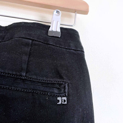 Joe’s Jeans big button wide leg jeans - size 26