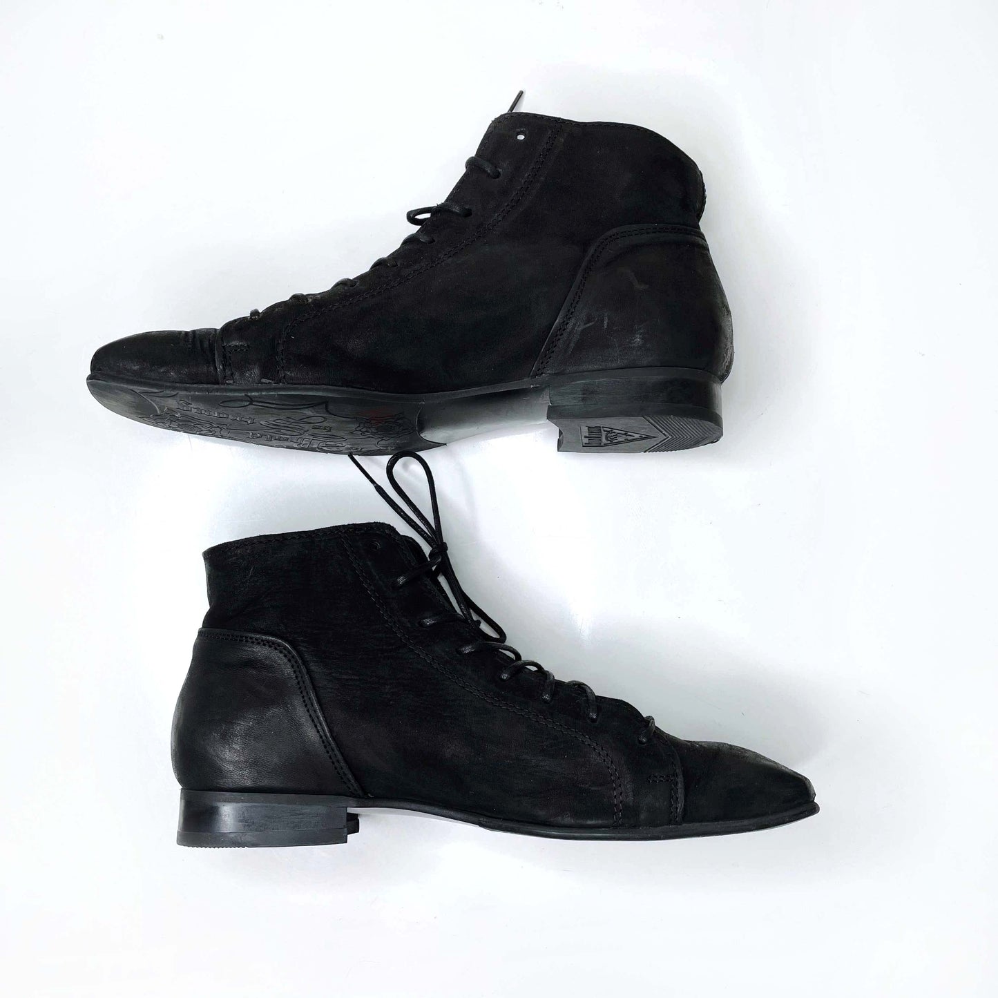 john fleuvog black lace up square toe leather boots - size 7