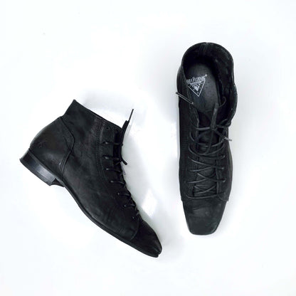 john fleuvog black lace up square toe leather boots - size 7