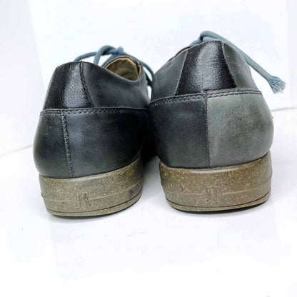 john fluevog blue lace up leather derby shoes - size 12