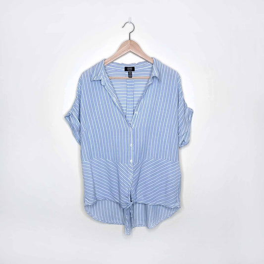Jones New York Signature striped tie front button down - size XL