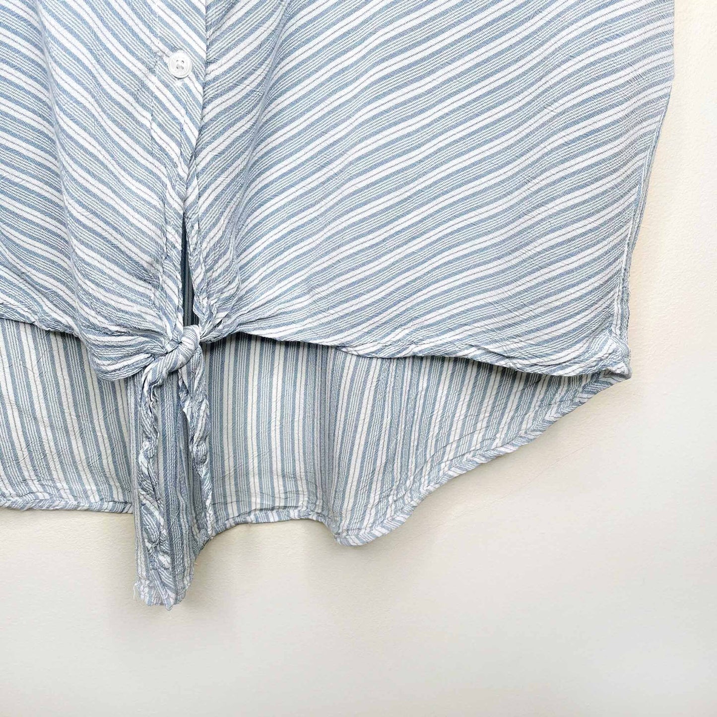 Jones New York Signature striped tie front button down - size XL
