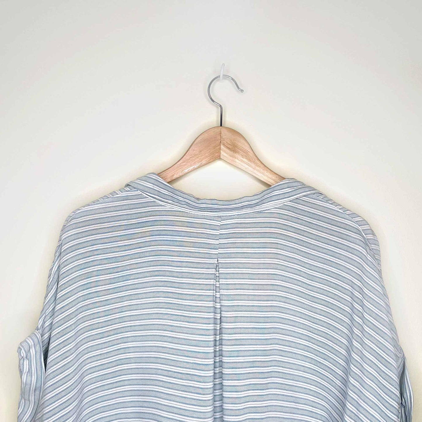 Jones New York Signature striped tie front button down - size XL