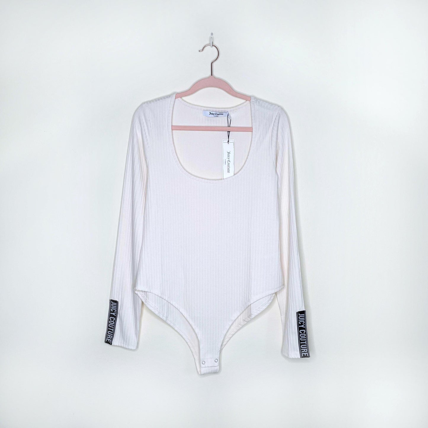 nwt juicy ribbed bodysuit with logo cuff in 'pebble' - size large
