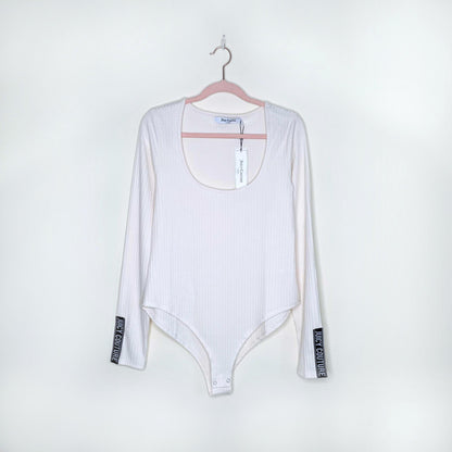 nwt juicy ribbed bodysuit with logo cuff in 'pebble' - size large