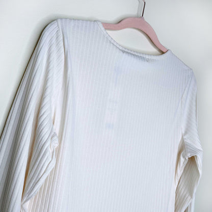 nwt juicy ribbed bodysuit with logo cuff in 'pebble' - size large