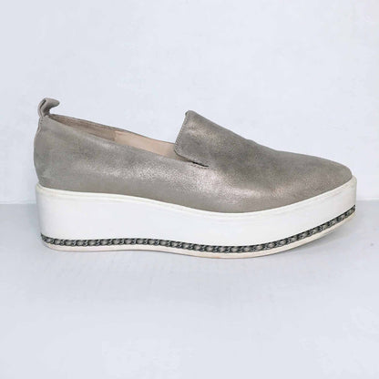 Karl Lagerfeld Brea platform slip-on sneaker - size 7