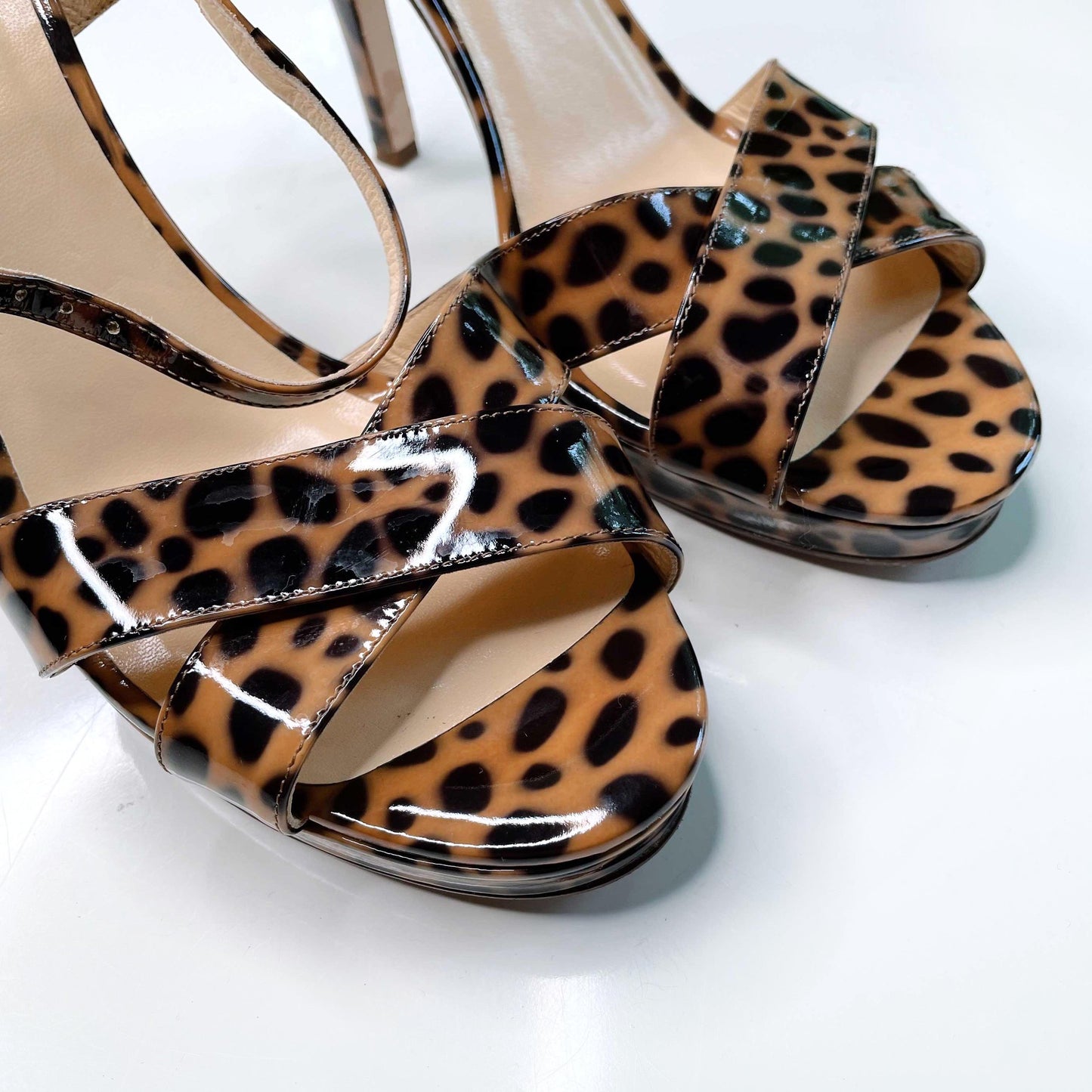 kate spade robin k leopard open toe strappy heels - size 9