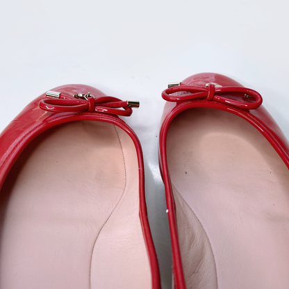 kate spade willa red patent ballerina bow charm flats - size 9
