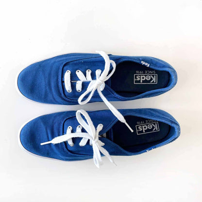 Keds lace up blue low profile sneakers - size 8